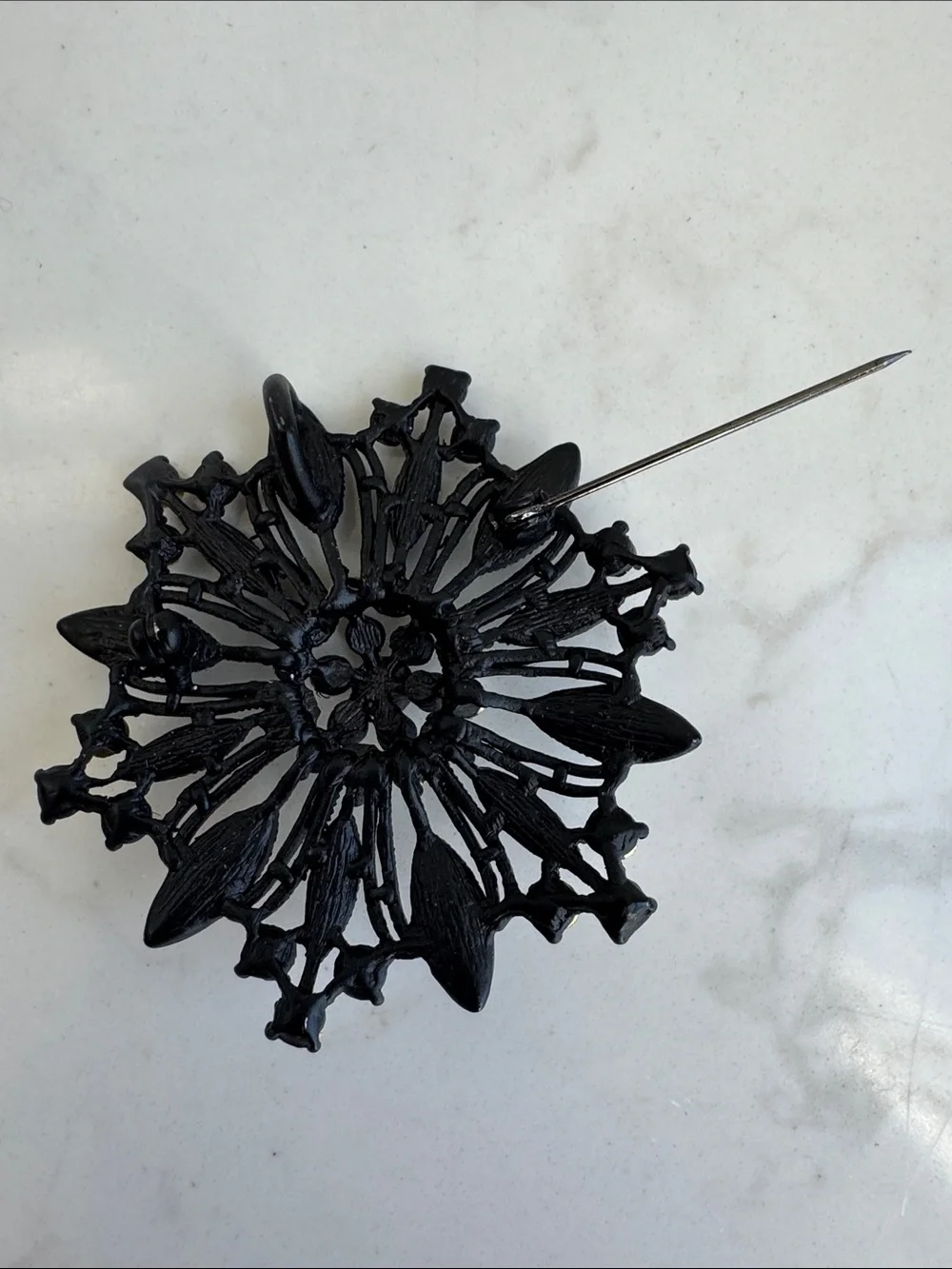 Vintage Glam Black Metal & Clear Rhinestone Starburst Flower Brooch edgy